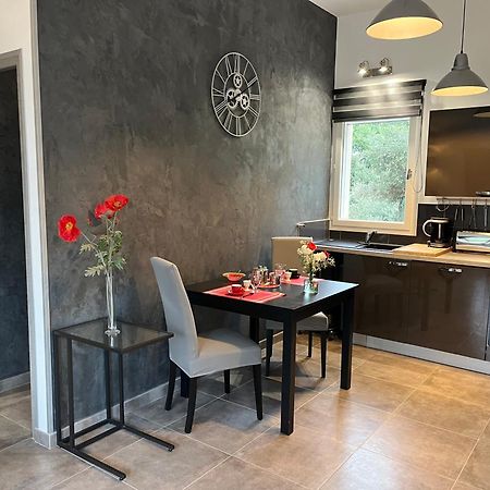 L'Amanderaie Piscine Privee A Cote De Lourmarin Luberon Appartement Cadenet Buitenkant foto