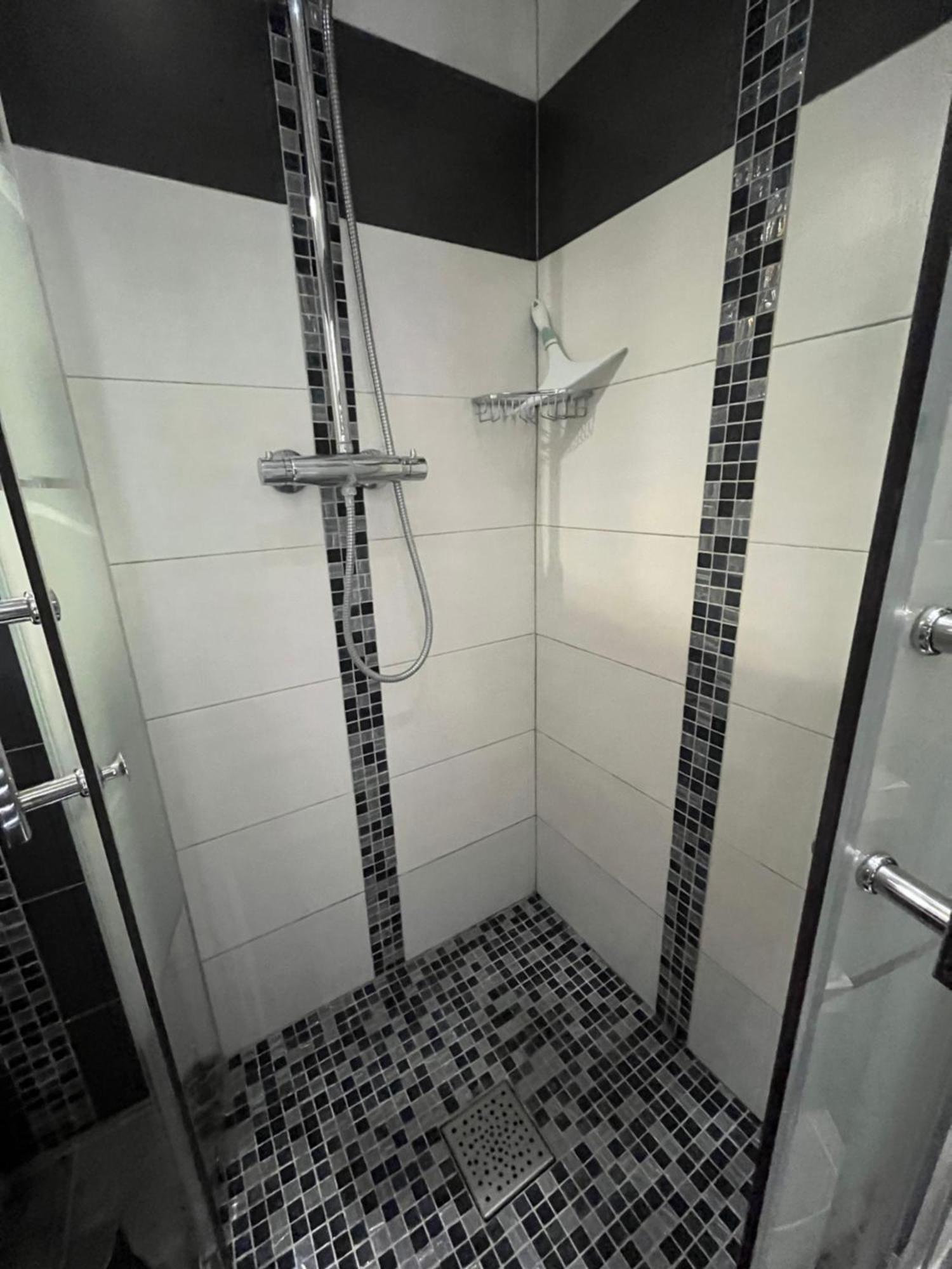 L'Amanderaie Piscine Privee A Cote De Lourmarin Luberon Appartement Cadenet Buitenkant foto